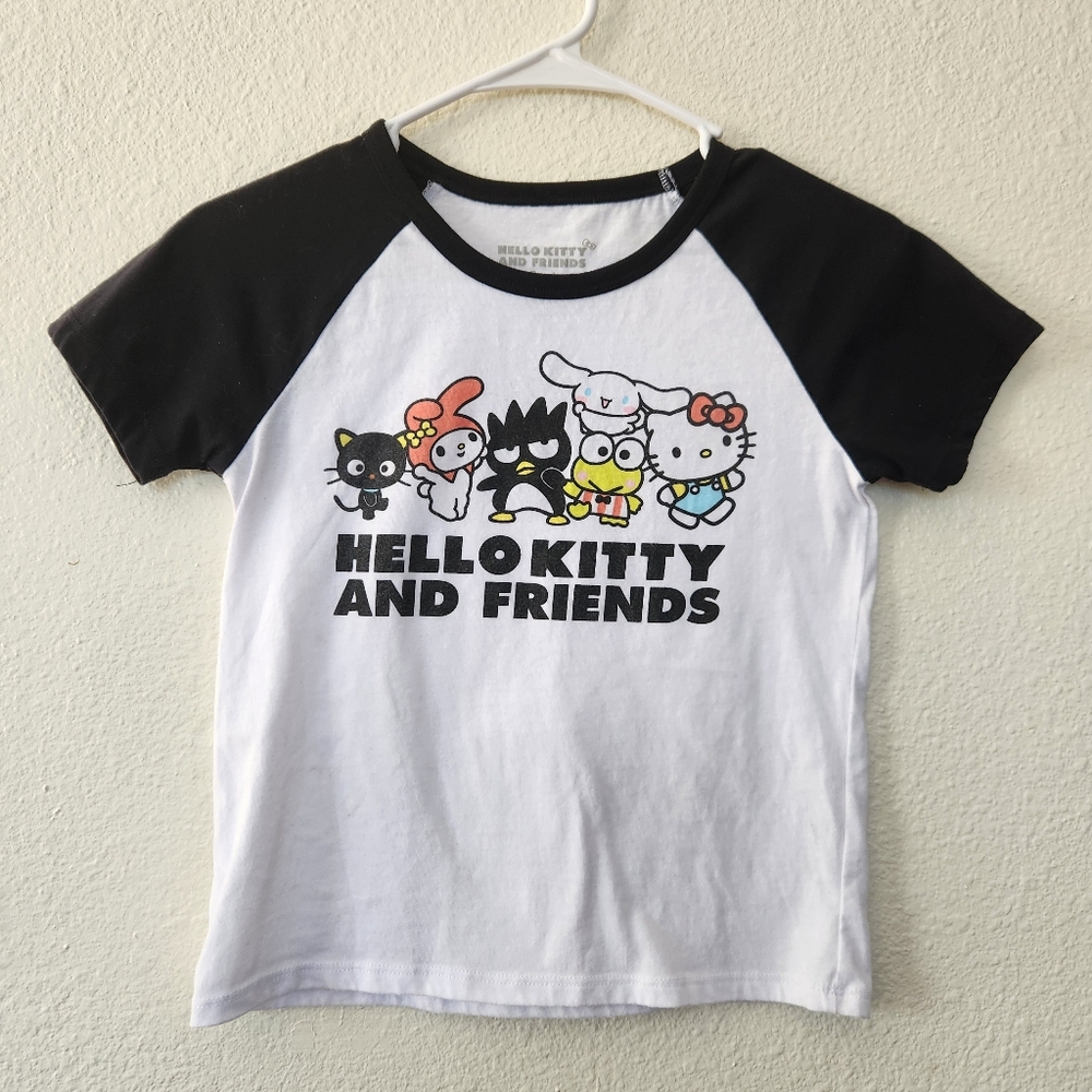 🔥 Hello Kitty Sanrio Black & White Kids Tee Size XL - Picture 1 of 5